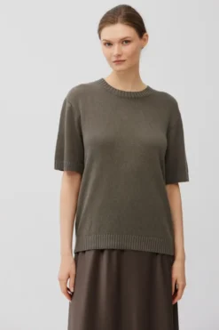 Brązowy t-shirt z lnem i bawełną
