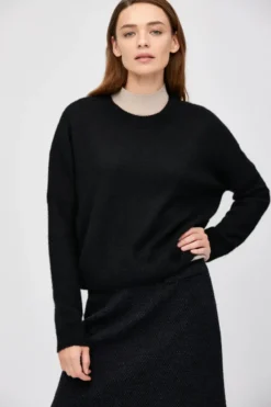 Czarny sweter z kaszmirem i jedwabiem