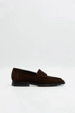 Czekoladowe loafersy ze skóry zamszowej