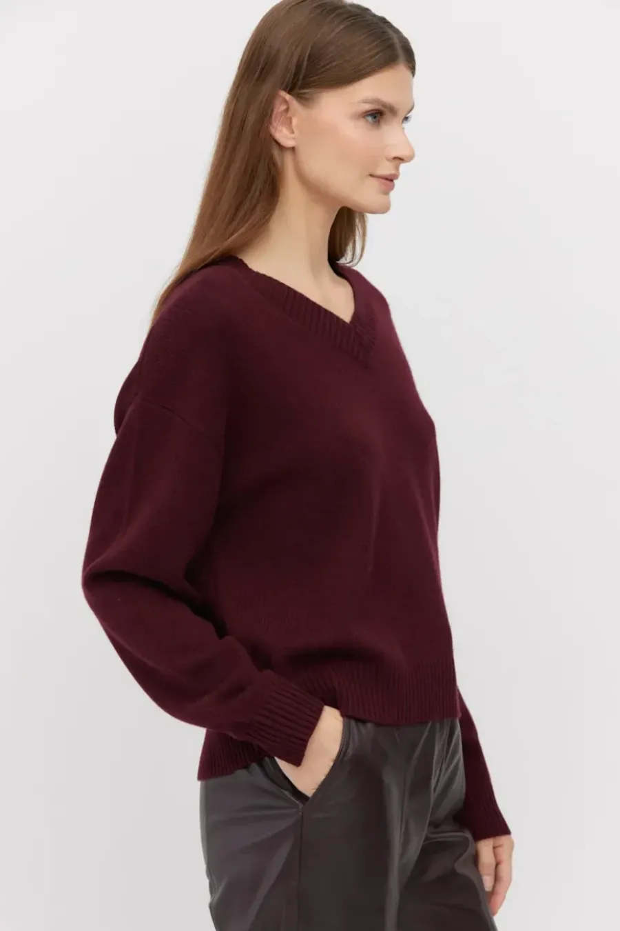 Luźny sweter z kaszmirem i wełną merino