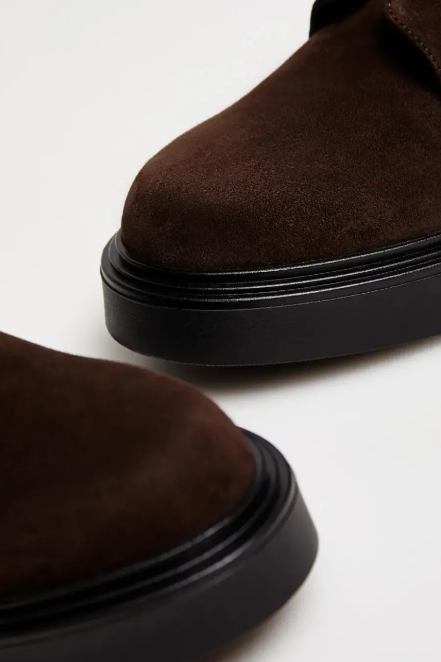 Monk shoes z brązowej skóry zamszowej
