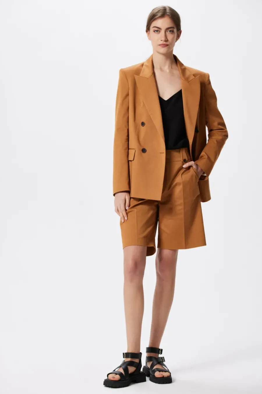 Pomarańczowe bawełniane szorty do garnituru